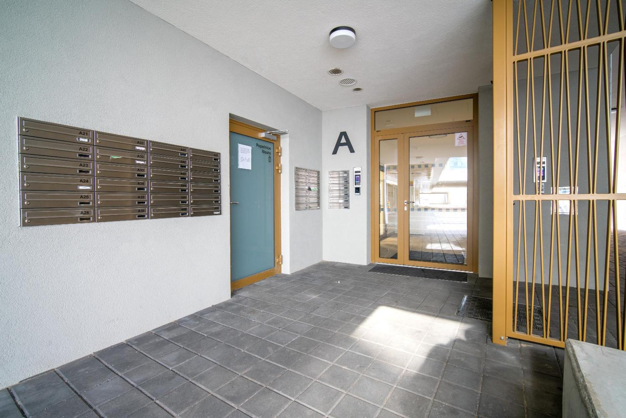 City Relax Apartments With Free Parking, 10 Mins Walk To City Centre Brno Exteriér fotografie