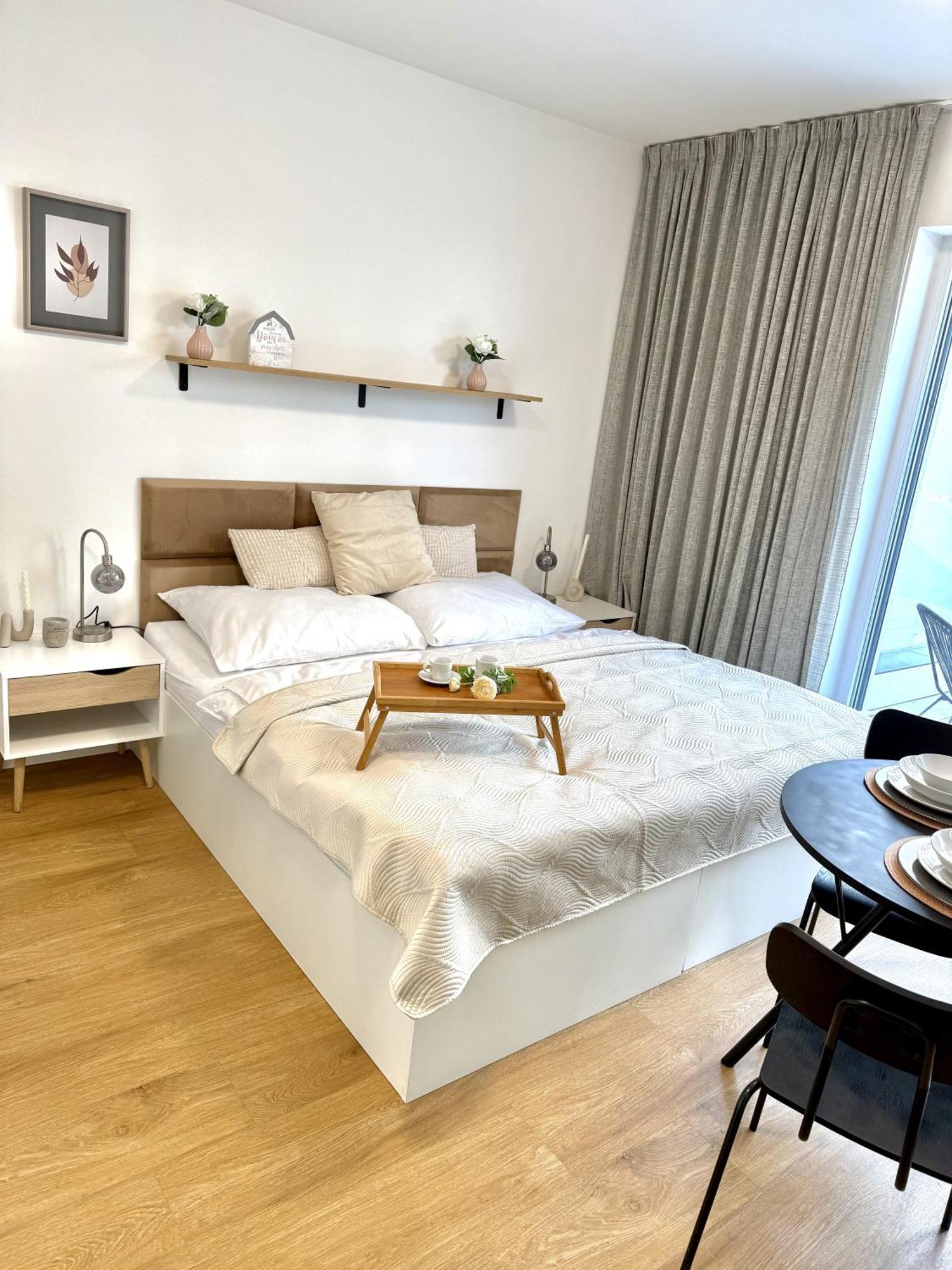 City Relax Apartments With Free Parking, 10 Mins Walk To City Centre Brno Exteriér fotografie